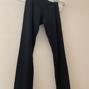 Brandy Melville Ribbed Black Leggings